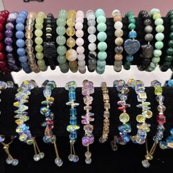 Bracelets 