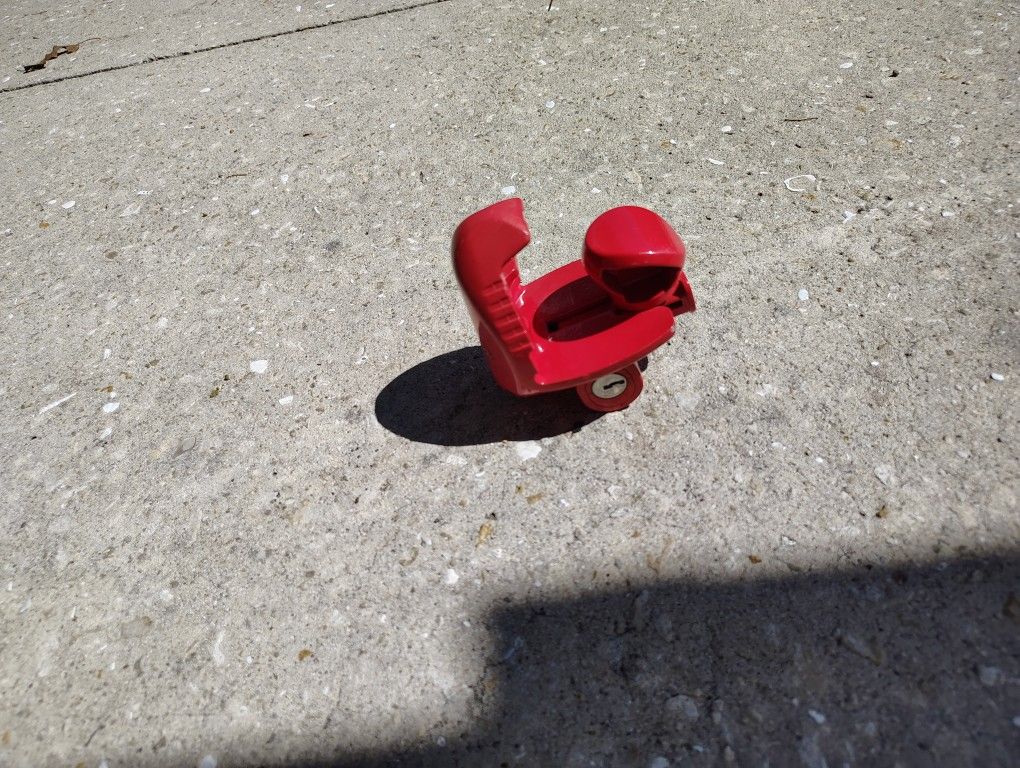 Utility Trailer Hitch Locks