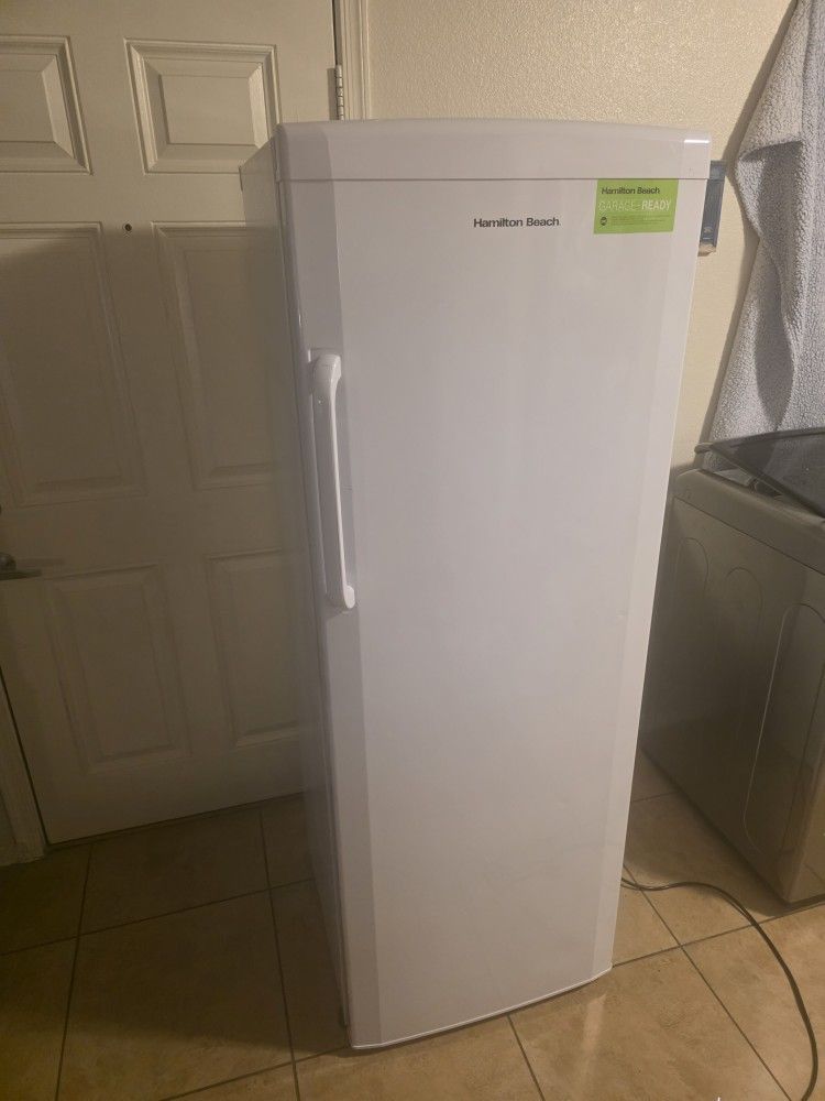Upright Deep Freezer