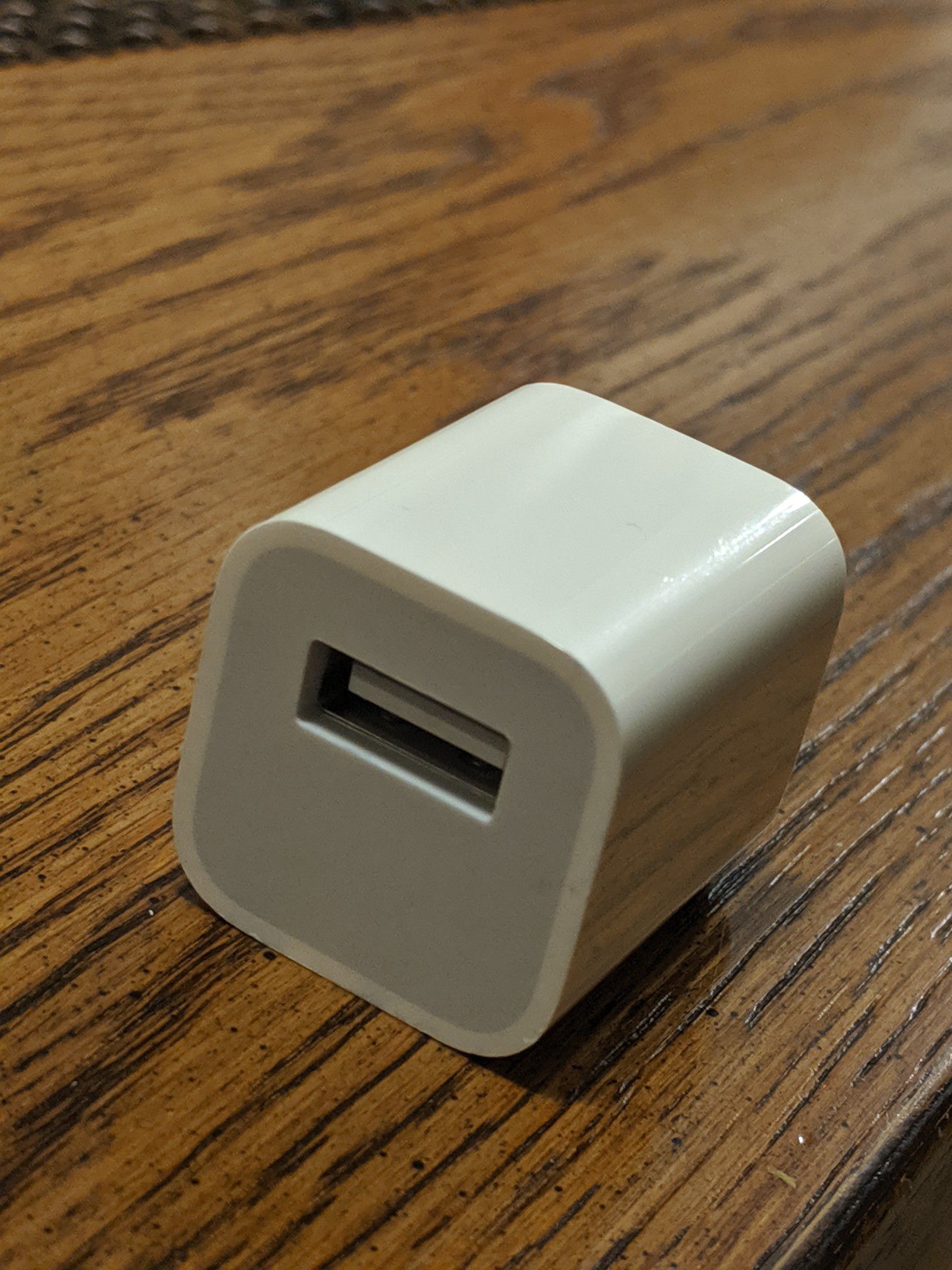 iPhone USB charger