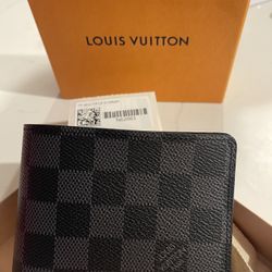 LV Men’s Wallet Graphite Damier 