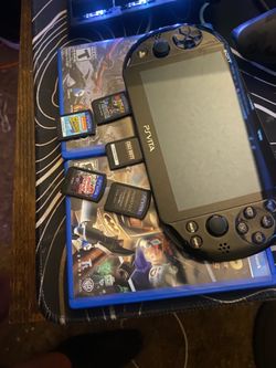 PS Vita 2000 Bundle