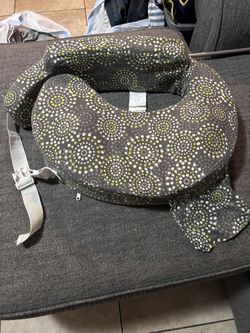 Breastfeeding Pillow