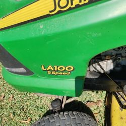 42 In John Deere riding lawn mower READ AD BEFORE ASKING QUESTIONS