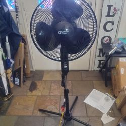 New 16" pedestal fan by Comfort Zone