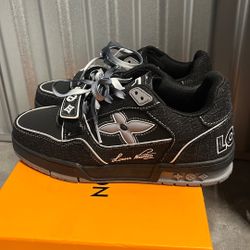 Louis Vuitton Black Sneakers 