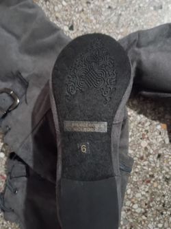 Gray faux suede size 6