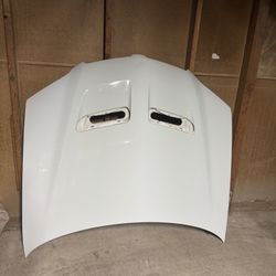 Pontiac G8 GT Hood