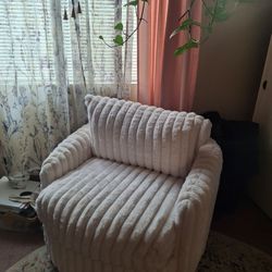Accent/  Reading chair