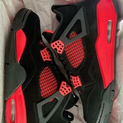 Nike Air Jordan 4 Retro Red Thunder Size 8.5