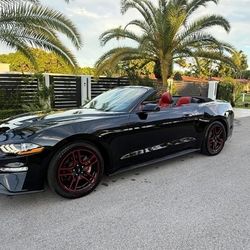 2018 Ford Mustang EcoBoost   