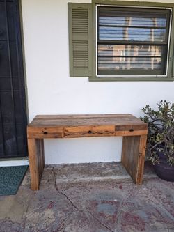 Brown desk/entry table