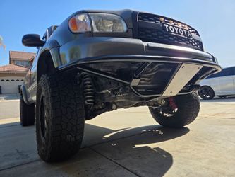 Tundra Offroad/Prerunner Bumper with SS Skid Plate