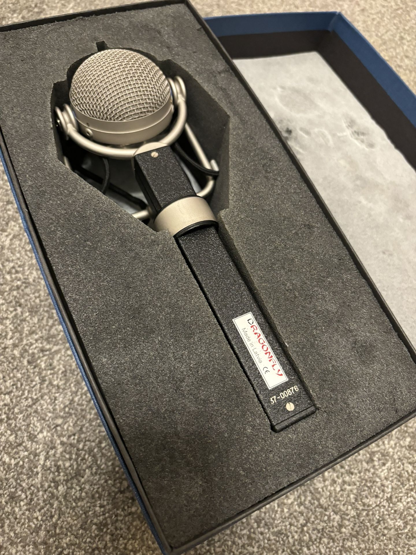 Blue microphones Dragonfly ビンテージ Latvia Blue Dragonfly Vintage microphone made in Latvia - www.ice4pros.com.br