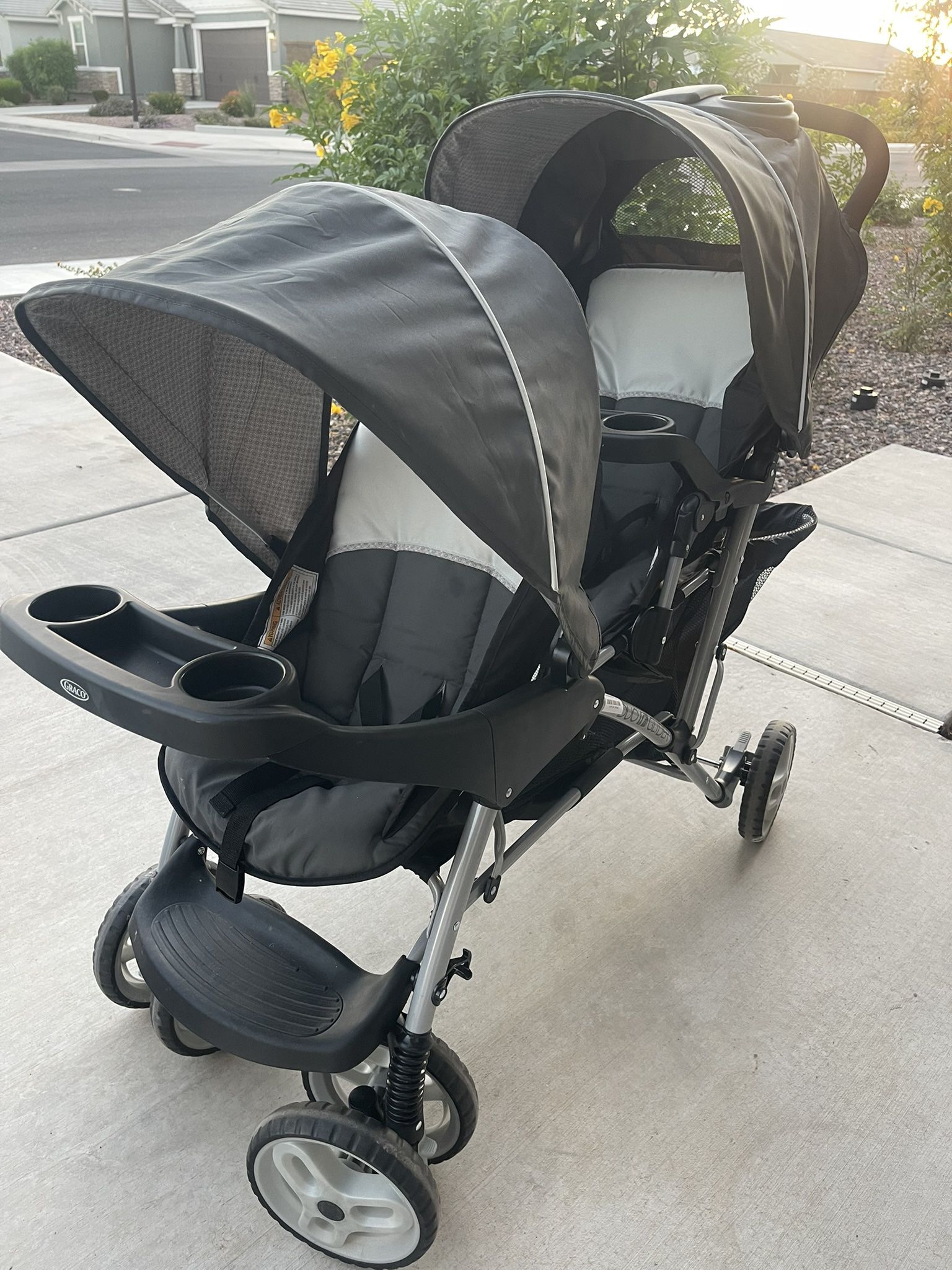 Graco Lightweight Double Stroller - Like New!