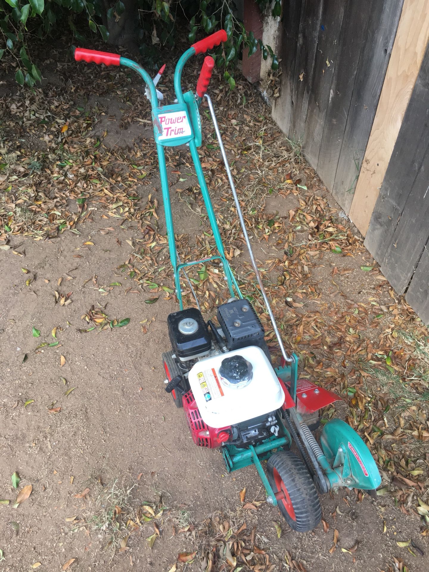 Power Trim Edger Model 308H Honda GX 120 motor for Sale in El Cajon