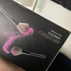 Automatic Makeup Brush Cleaner 💄 