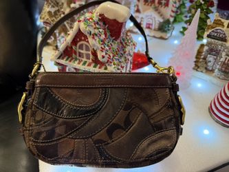 Coach Vintage Zoe Wristlet 