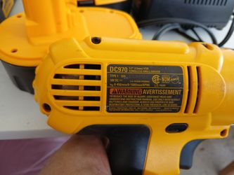 DeWalt Drill 18V/1 Drill/1 charger/3 Batterys/1 case/Good Condition/$150 Cash only