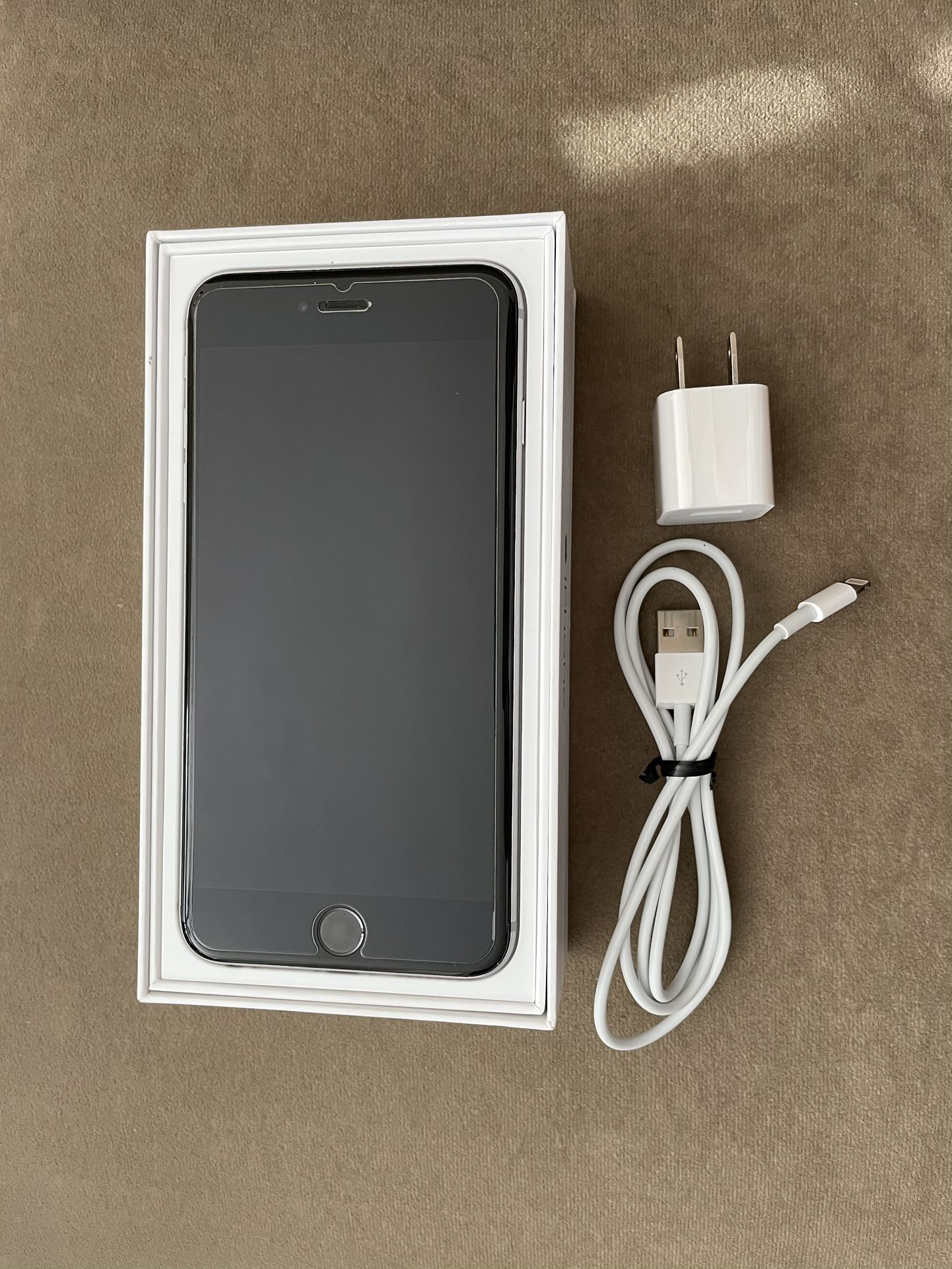 iPhone 6 Plus 64g (Unlocked)