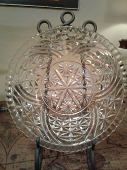 Beautiful Vintage, Clear Glass Bowl.