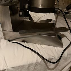 Commercial waffle maker