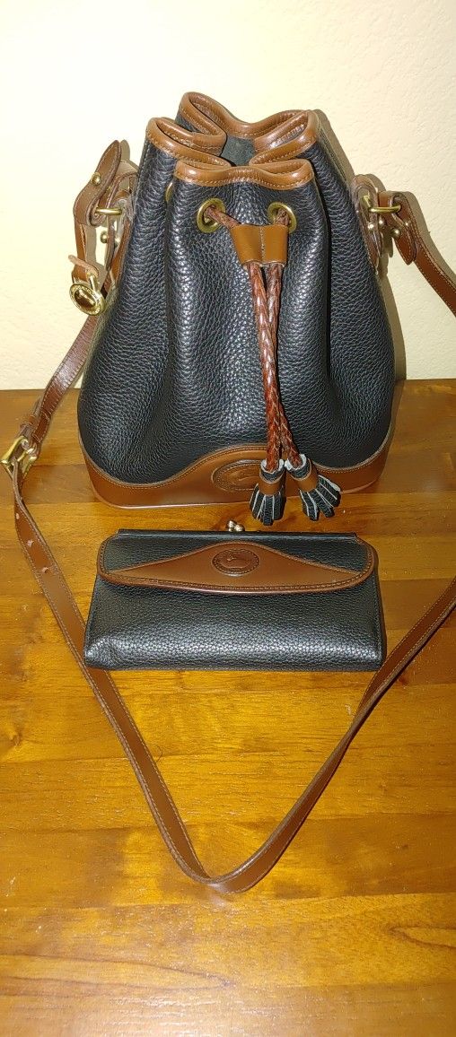 Vintage Dooney & Bourke Bucket Purse & Billfold