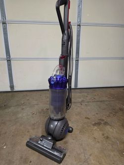 Dyson d40 Ball Upright Vacuum Cleaner