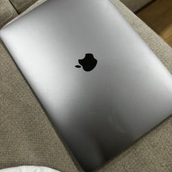 Apple MacBook Air 13 inch 2020 Space Gray/Intel Core i3 | 256 GB SSD | 8 GB Ram