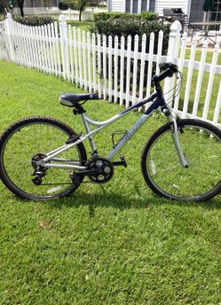 Boulder Giant 4130 CroMo Shomano 7 speed bike for Sale in Myrtle Beach SC OfferUp