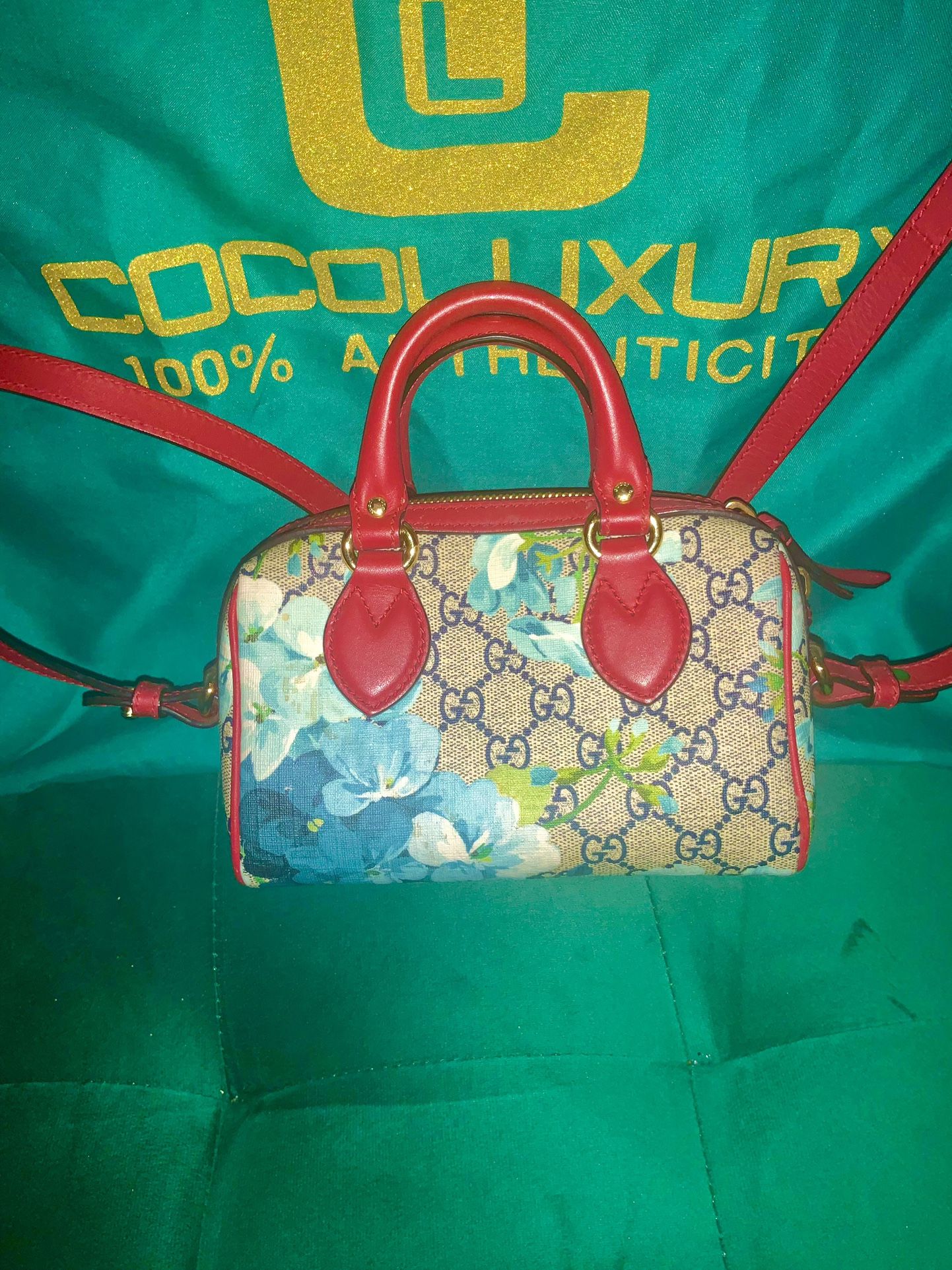 AUTHENTIC GUCCI GG Supreme Mini Blooms Crossbody Bag