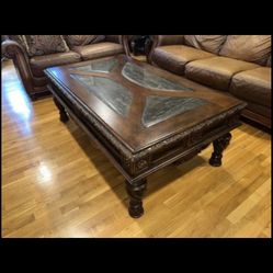 Ashlet North Shore Coffee And End Table 