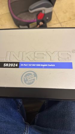 Linksys SR2024 24-Port Gigabit Switch