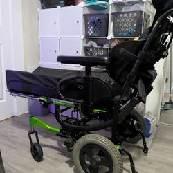 Zippie "Quickie" IRIS  - Green Apple frame!!