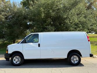 2022 Chevrolet Express Cargo