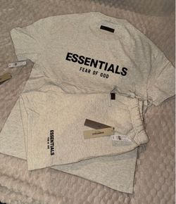 Essentials set