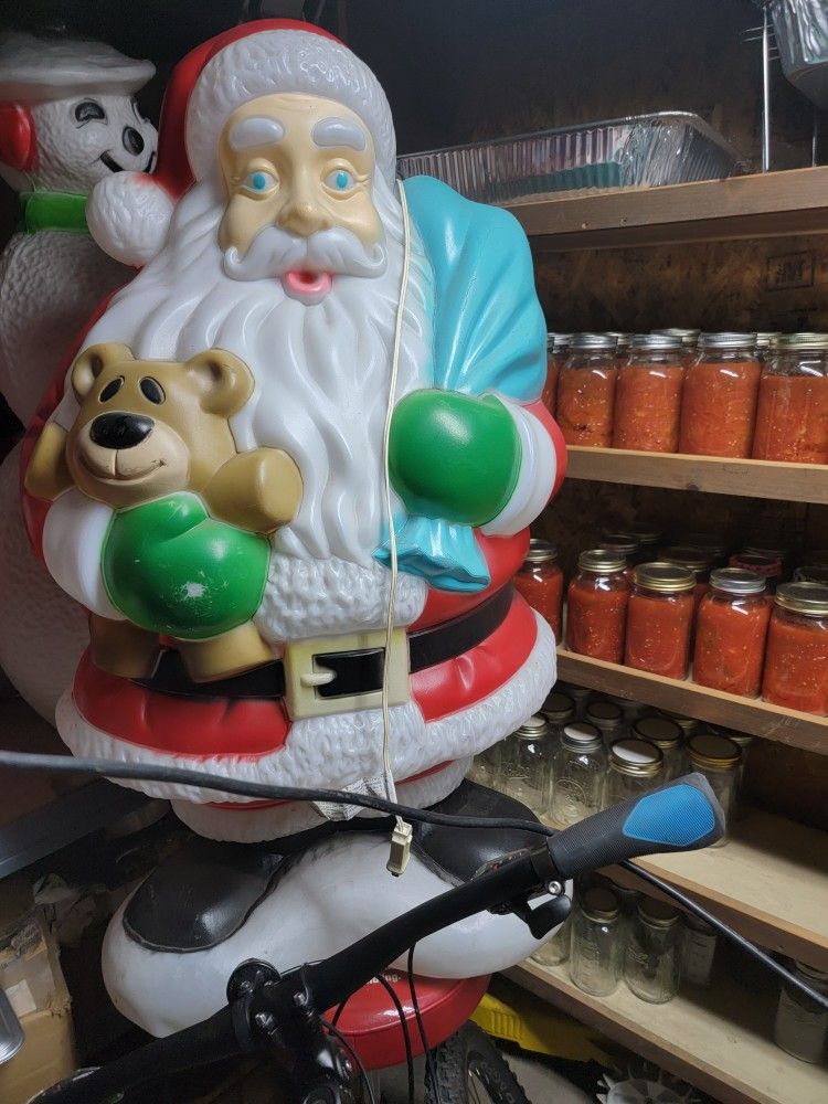Santa Vintage Empire