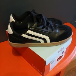 Cat Jack Boys Shoes Size 6