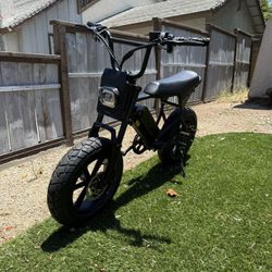 Macfox m16 Black and blue 