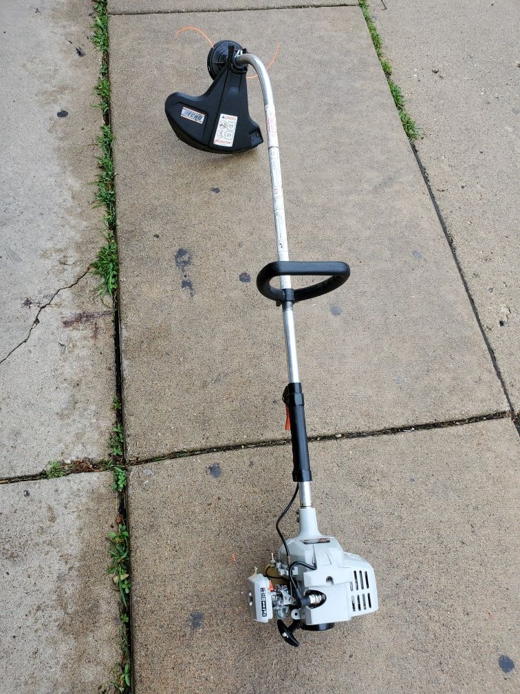 Echo gt2000 weed Wacker for Sale in Schaumburg, IL OfferUp