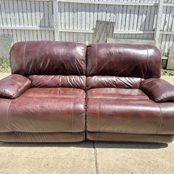 FREE DELIVERY 🚚  Ashley furniture Real Leather Couch, sofa electric recliner 