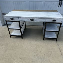Large Desk