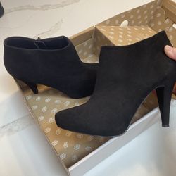Size 10 Black Bootie Heels