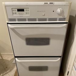 Double Electric Oven White Frigidaire