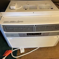 Window Air Conditioner