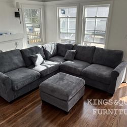 Brand New Sectional With Ottoman Included 🛋️‼️