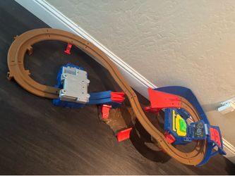 Monster Jam Supercharge Speedway Playset
