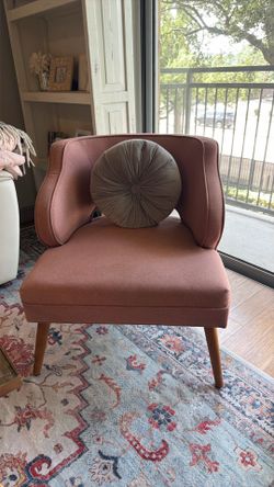 Blush Pink Accent Chair – Mid-Century Modern