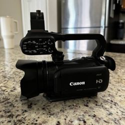 Canon XA10 Camcorder 