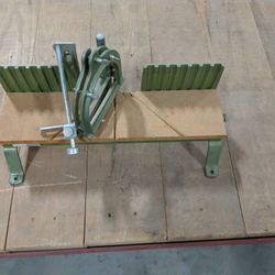 Hand Mitrebox